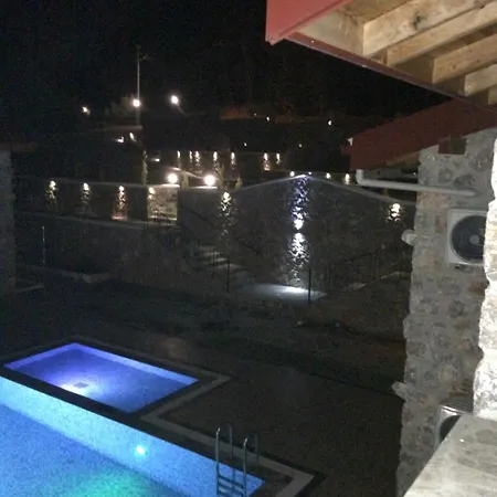 Apart Otel Alice *